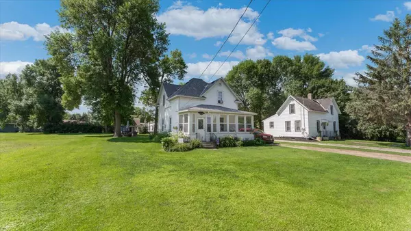 Osakis, MN 56360,203 W Oak ST