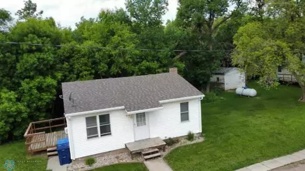 Lisbon, ND 58054,516 Kempel DR