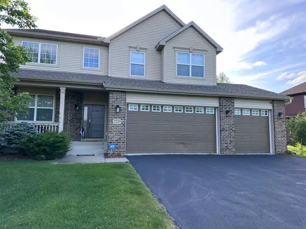 7225 Everest LN N, Maple Grove, MN 55311