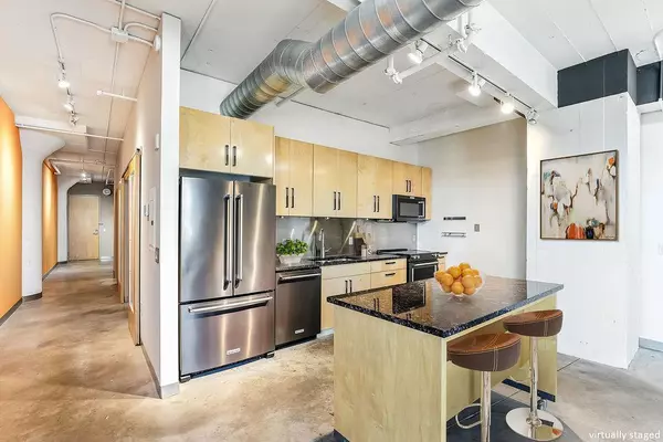 Minneapolis, MN 55407,2929 Chicago AVE #907