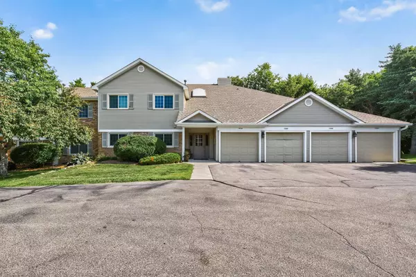 11166 Westwind DR, Eden Prairie, MN 55344
