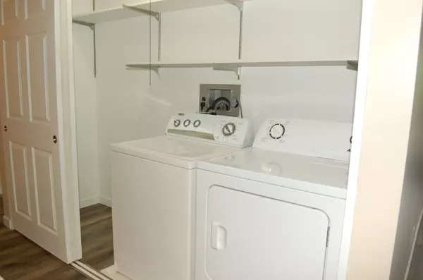 Eagan, MN 55122,1903 Silver Bell RD #219