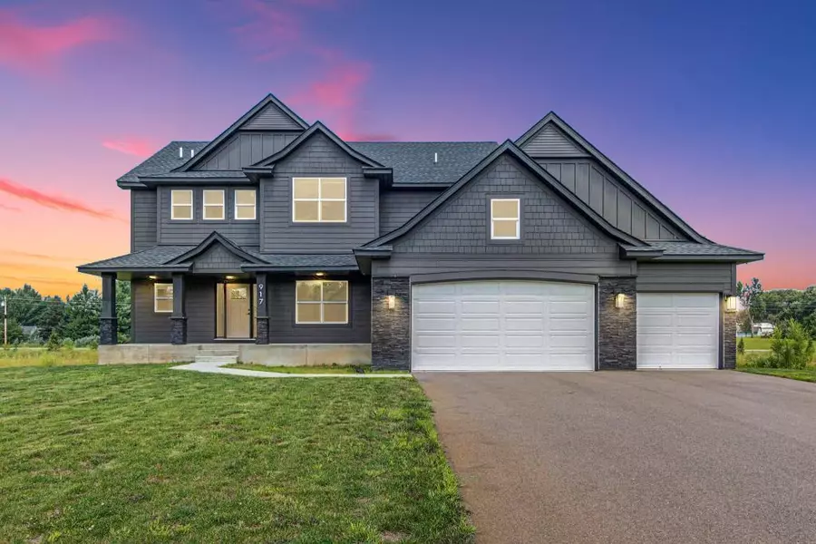 917 174th AVE NE, Ham Lake, MN 55304