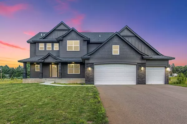 917 174th AVE NE, Ham Lake, MN 55304
