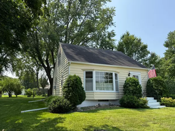 Blooming Prairie, MN 55917,227 3rd ST NW