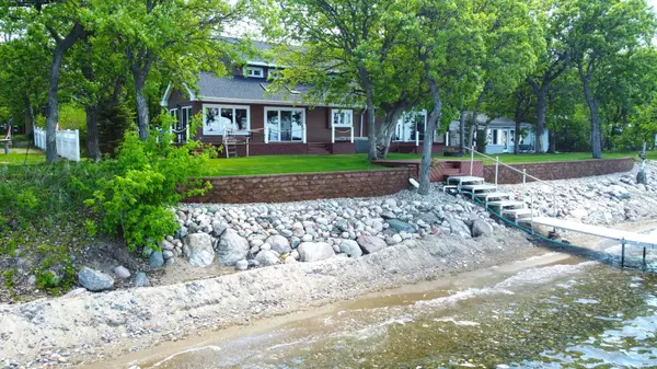 Ottertail, MN 56571,145 Bay View RD