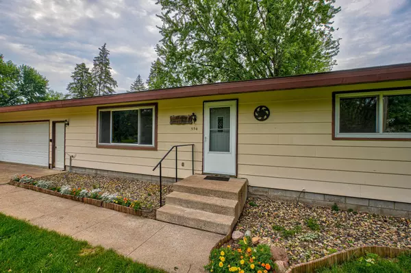 New Richmond, WI 54017,554 N 2nd ST