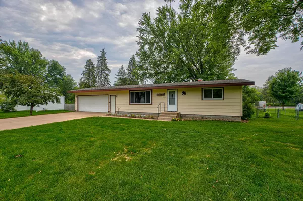 554 N 2nd ST, New Richmond, WI 54017