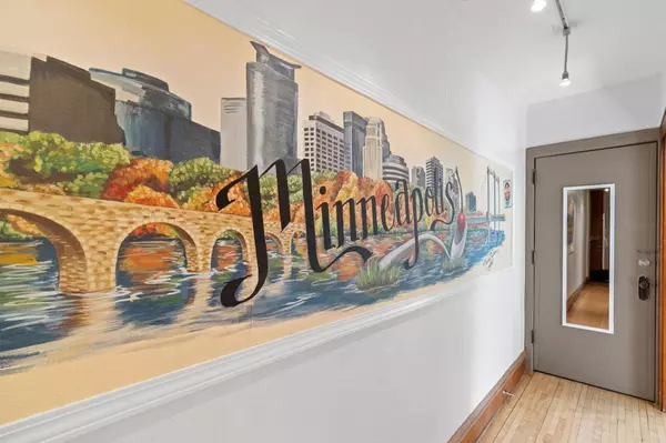 3209 Girard AVE S #2, Minneapolis, MN 55408