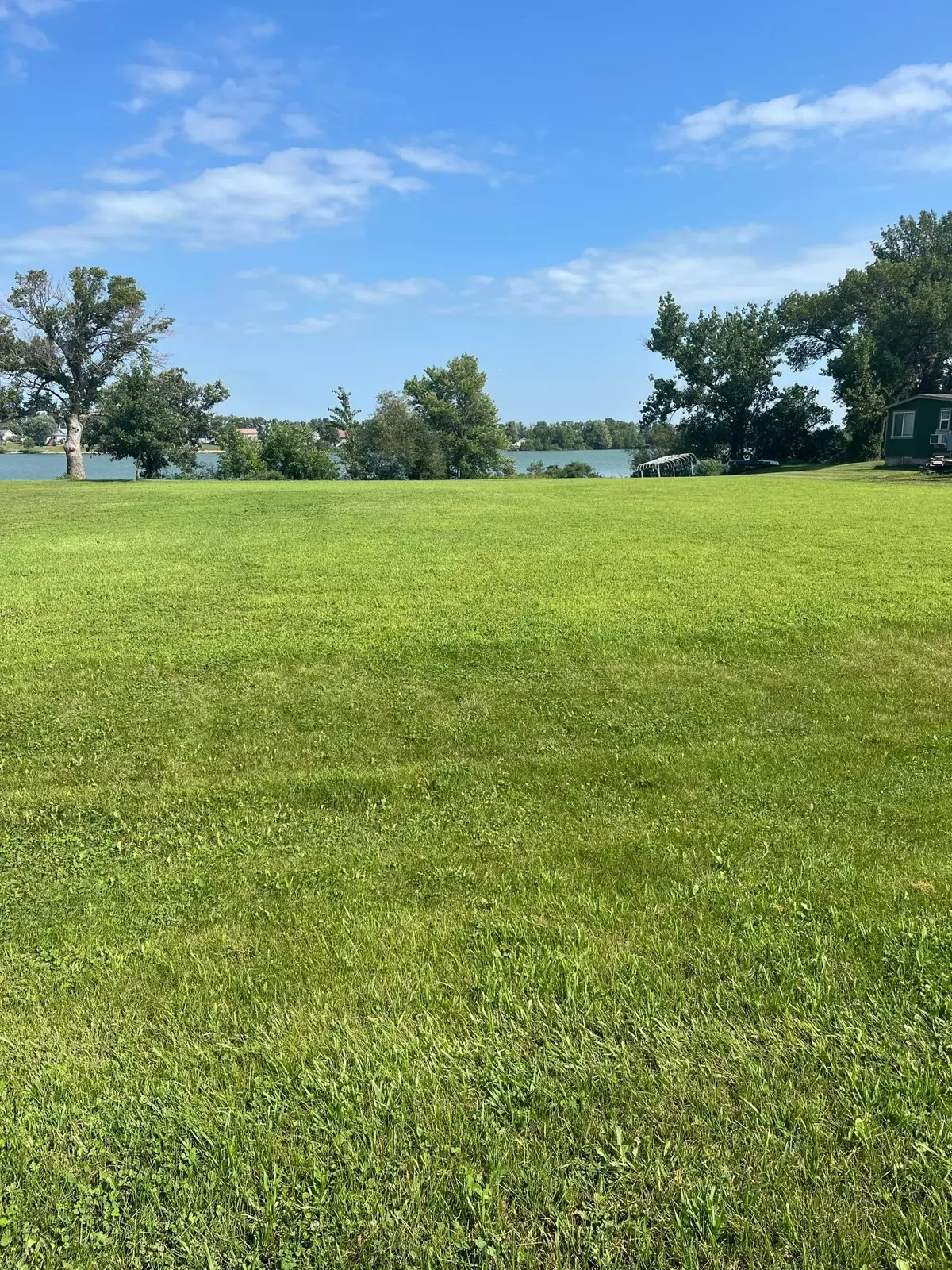 Avoca, MN 56114,640 West Lake ST W