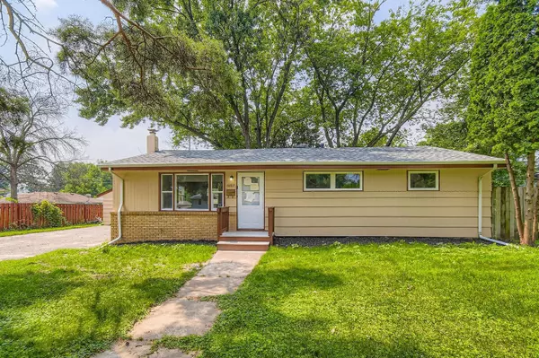 6807 Quail AVE N, Brooklyn Center, MN 55429