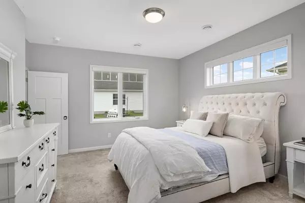 Minnetrista, MN 55331,4705 Lavender LN
