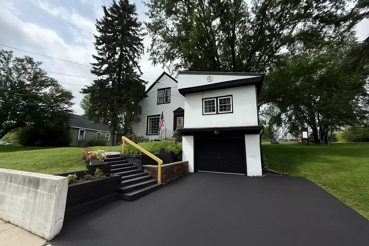 Sartell, MN 56377,29 Riverside AVE S