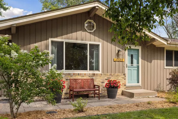 Bloomington, MN 55437,10525 Nesbitt AVE S