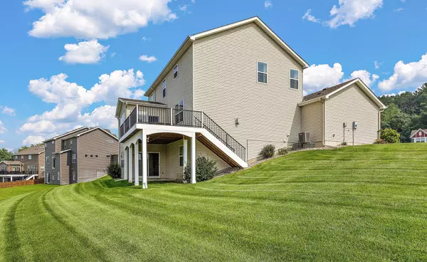 Shakopee, MN 55379,2172 Spring Lake CT