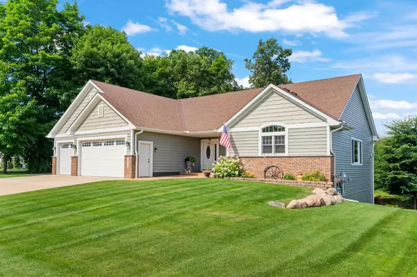 Shakopee, MN 55379,2390 Jennifer LN