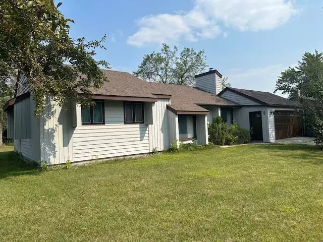 3202 Cedar LN NW, Bemidji, MN 56601