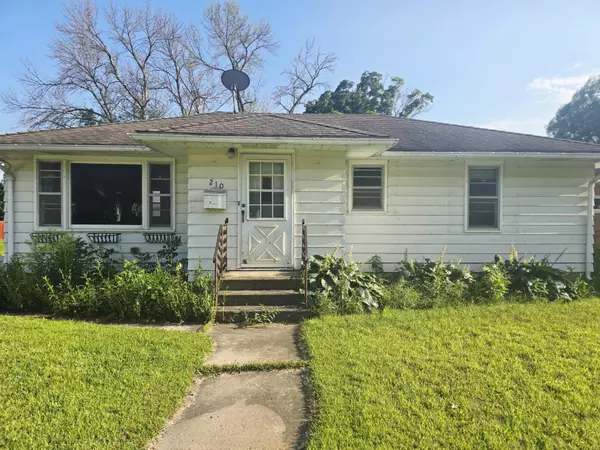 210 16th AVE NE, Austin, MN 55912