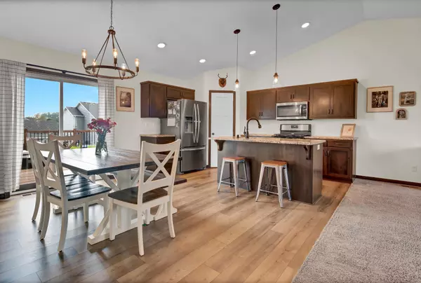 Clear Lake, MN 55319,8139 Whitetail LN