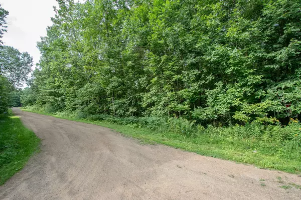 Mora, MN 55051,2747 Luxury ST