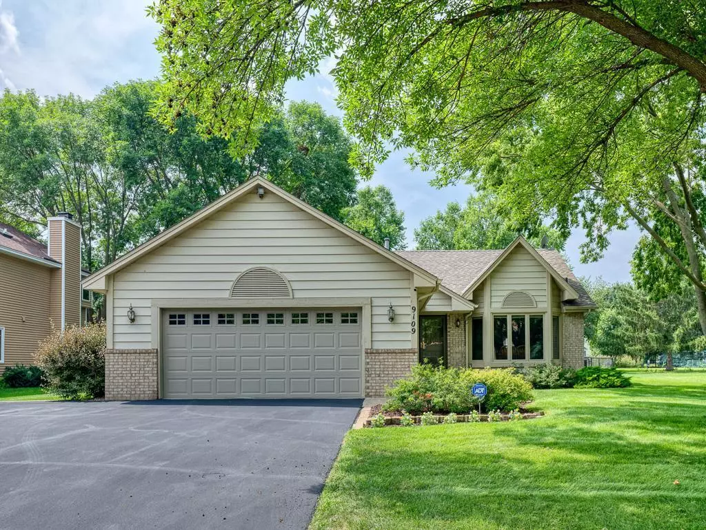 Brooklyn Park, MN 55443,9109 Loch Lomond BLVD