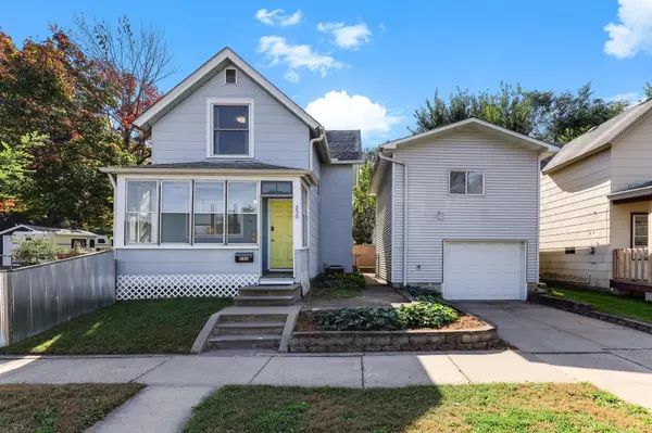 250 Rose AVE W, Saint Paul, MN 55117