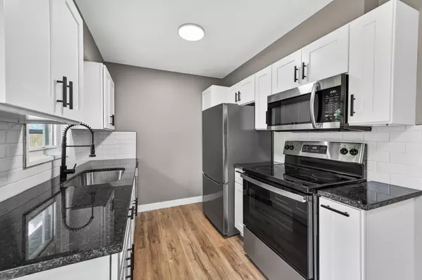 Cottage Grove, MN 55016,8028 E Point Douglas RD S