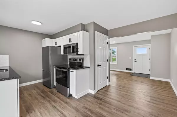 Cottage Grove, MN 55016,8028 E Point Douglas RD S