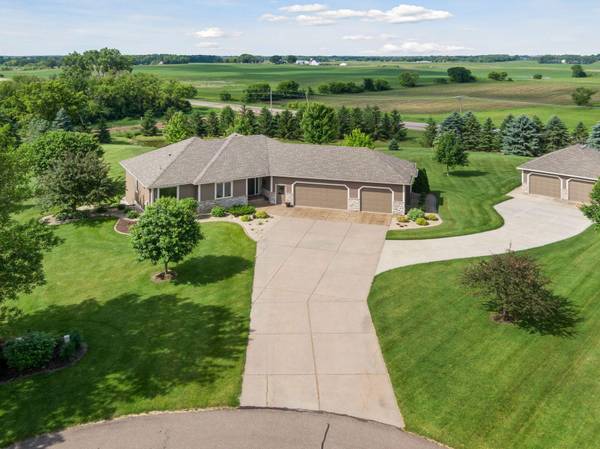 9015 Schutte CT, Corcoran, MN 55340