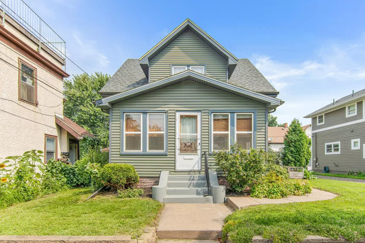 Minneapolis, MN 55418,1215 18th AVE NE