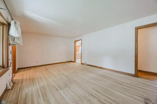 Moorhead, MN 56560,2012 7th ST S