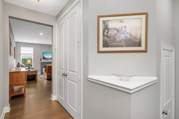 Lakeville, MN 55044,18108 Glassfern LN