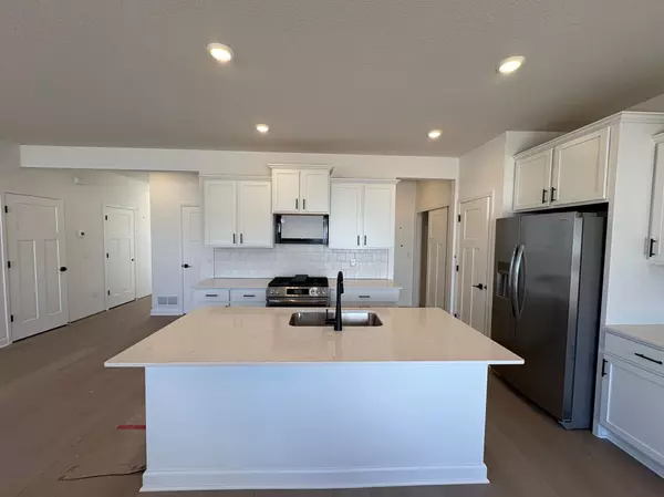 Otsego, MN 55301,8002 Lander AVE NE