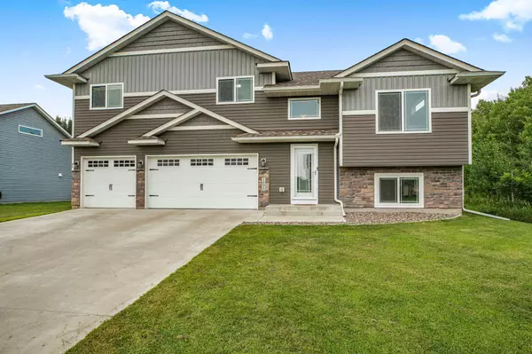 Mora, MN 55051,1008 Nelson AVE