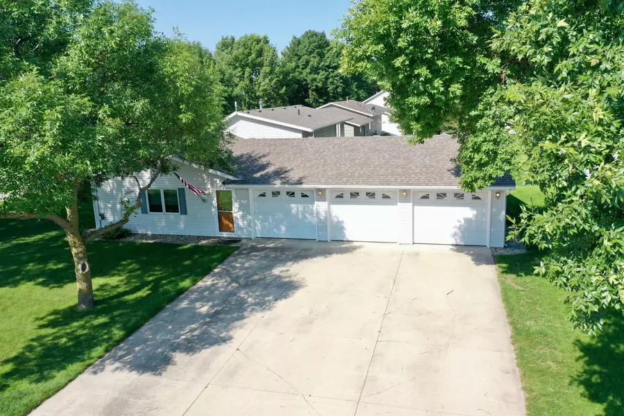 600 28th AVE SW, Willmar, MN 56201