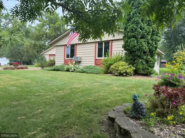 Mora, MN 55051,186 Westwood CIR