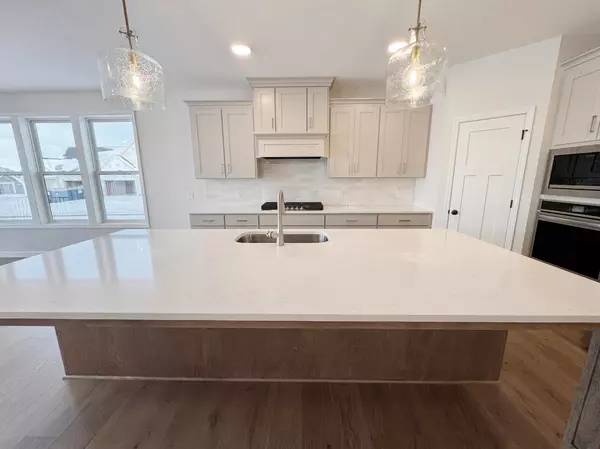 Lakeville, MN 55044,18643 Icebox LN