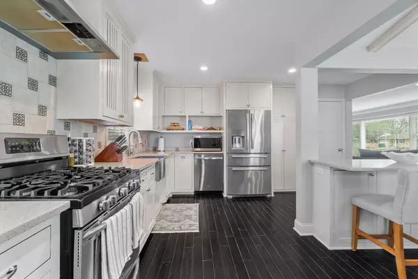 Edina, MN 55436,5036 Richmond DR