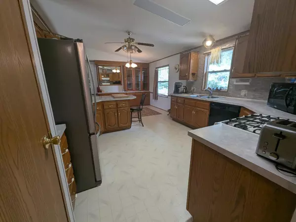 Sturgeon Lake Twp, MN 55783,92204 Hillcrest RD