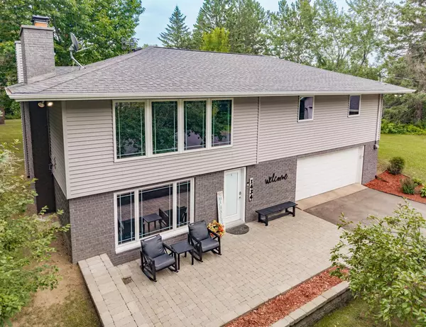 1434 Komoko RD, Carlton, MN 55718