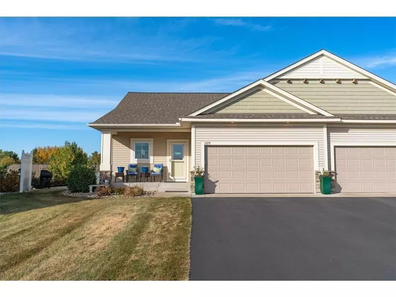 1575 Evan CT, New Richmond, WI 54017