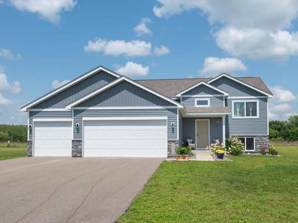 2206 Blake AVE, Lester Prairie, MN 55354