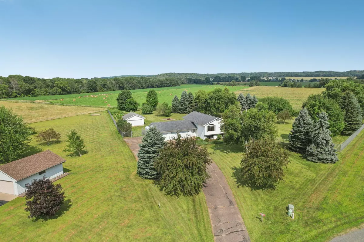 Osceola, WI 54020,2457 83rd AVE