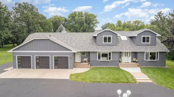 Cottage Grove, MN 55016,7119 Granada AVE S