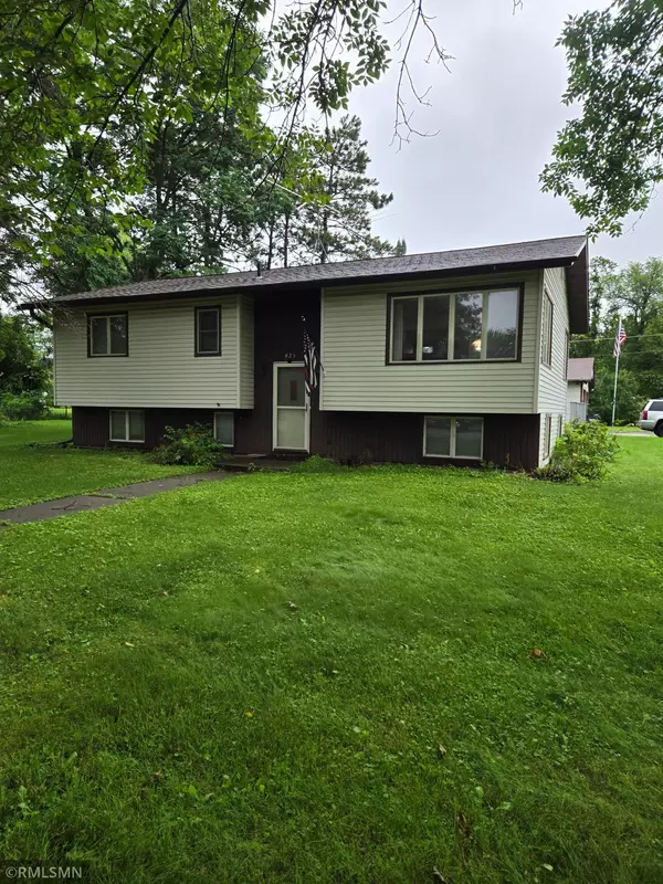 425 W 2nd ST, Rush City, MN 55069
