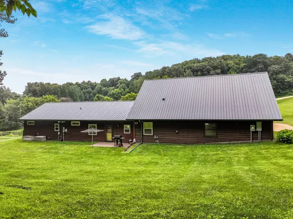 Menomonie, WI 54751,N6156 370th ST