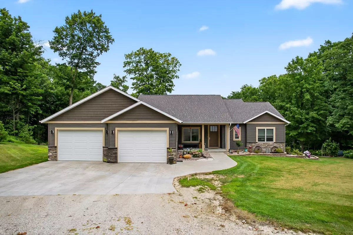 Spring Valley, MN 55975,26269 Old Shady Wood DR