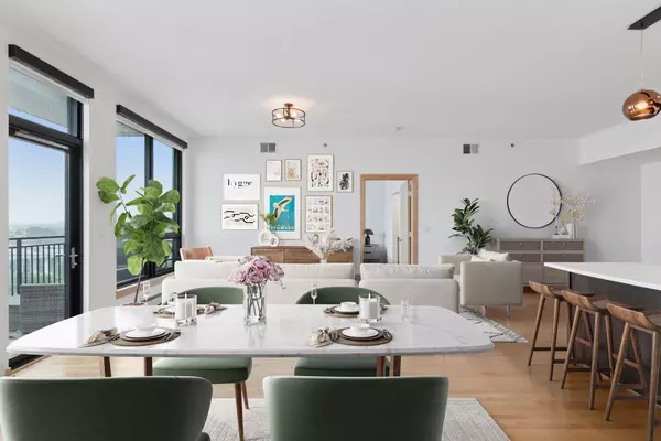 Minneapolis, MN 55415,1240 S 2nd ST #1024