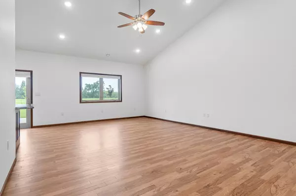 Ortonville, MN 56278,204 Mark DR