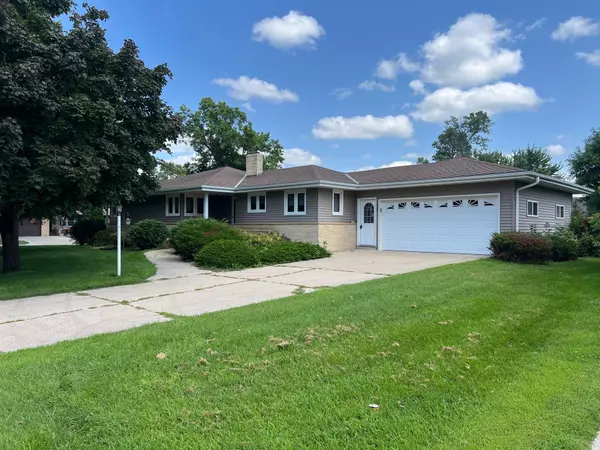339 NW 6th ST, Buffalo Lake, MN 55314